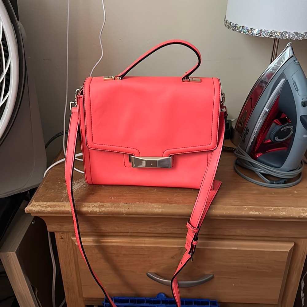 Kate Spade Medium Cross body